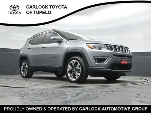 Used 2021 Jeep Compass Limited image 40