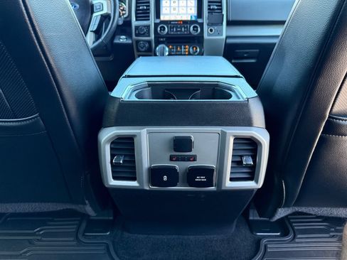 Used 2017 Ford F150 Lariat w/ Equipment Group 502A Luxury AWD/4WD image 23