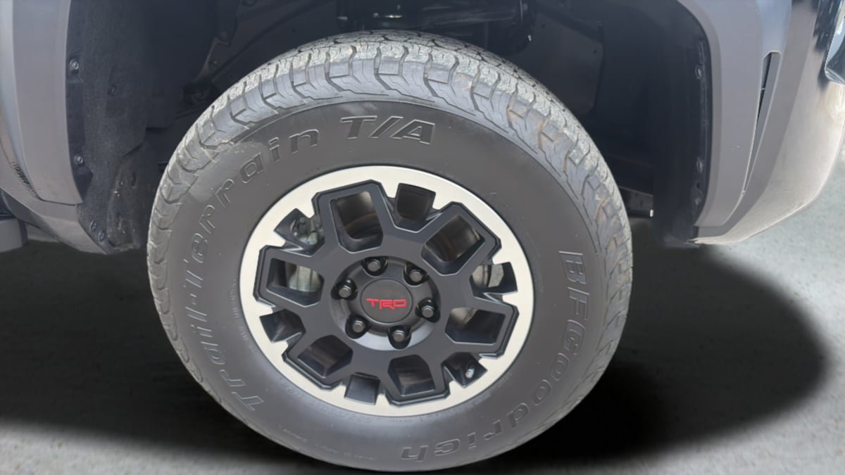 Used 2024 Toyota Tacoma TRD Off-Road AWD/4WD image 22