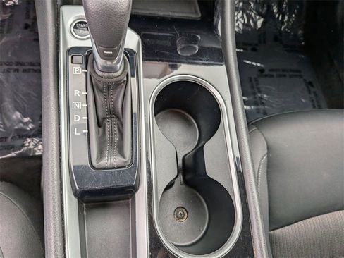Used 2024 Nissan Altima 2.5 SV image 20