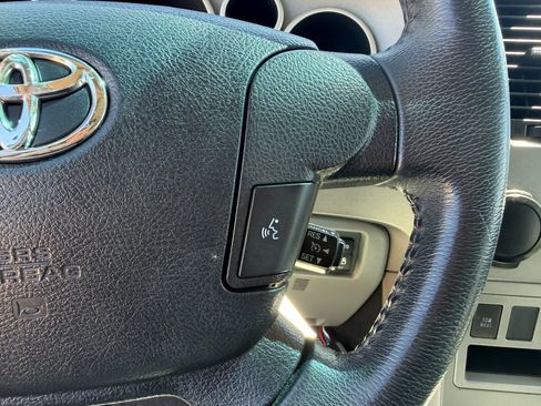 Used 2013 Toyota Sequoia SR5 RWD image 37