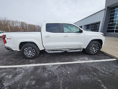Used 2024 Chevrolet Colorado Z71 w/ Z71 Convenience Package 2 image 5