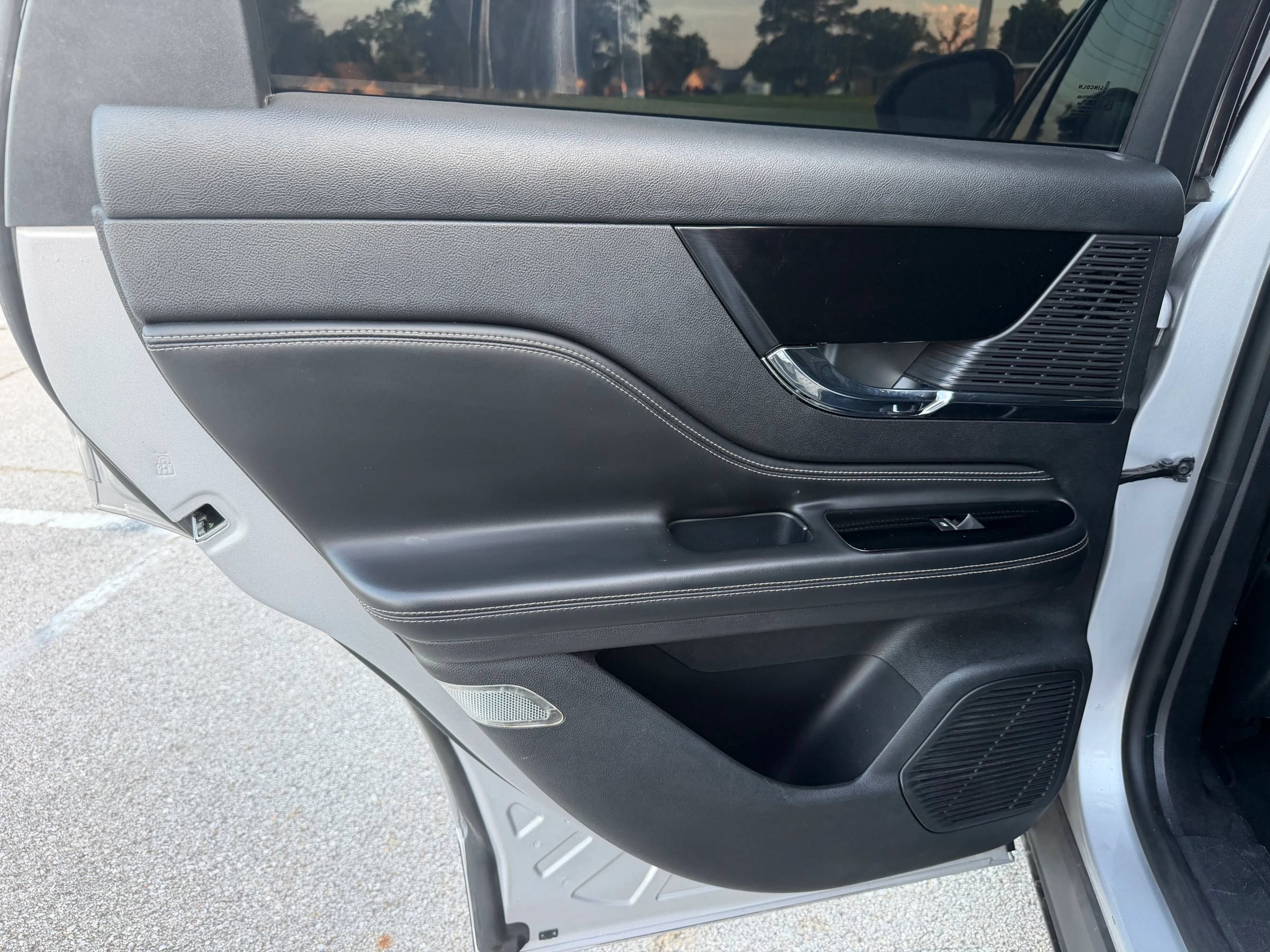 Used 2020 Lincoln Corsair FWD image 29