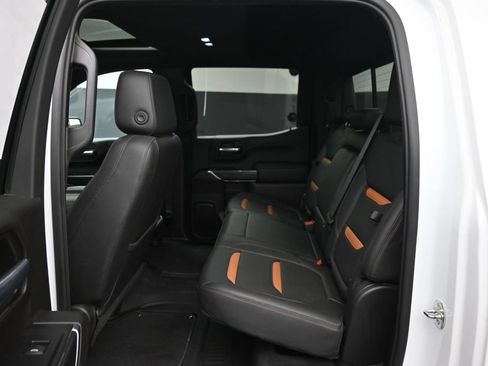 Used 2021 GMC Sierra 1500 AT4 w/ AT4 Premium Package AWD/4WD image 12