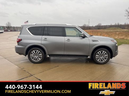 Used 2024 Nissan Armada SL image 7