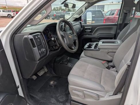 Used 2018 Chevrolet Silverado 2500 W/T AWD/4WD image 16