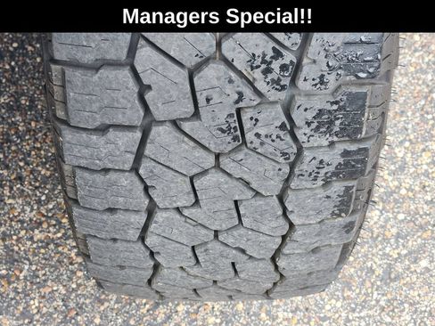 Used 2024 Chevrolet Silverado 1500 LTZ AWD/4WD image 12