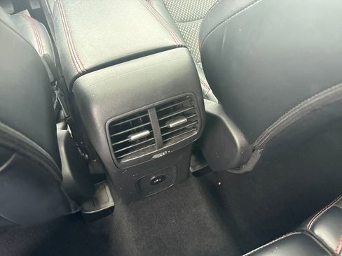 Used 2025 Ford Escape ST-Line w/ Tech Pack #1 image 13