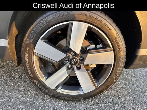 Used 2025 Hyundai Santa Fe Limited image 11