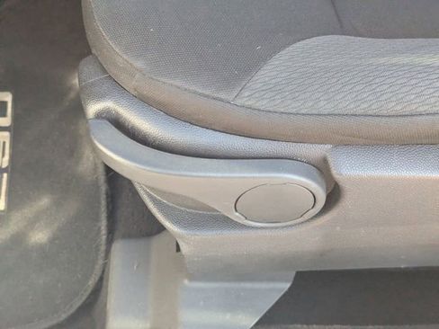 Used 2010 Ford Focus SES image 23