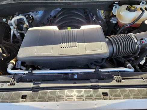 Certified 2023 GMC Sierra 1500 SLT image 32