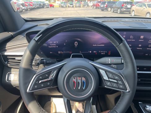 New 2026 Buick Enclave Avenir w/ Super Cruise Package image 17