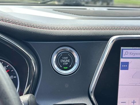 Used 2020 Chevrolet Blazer RS AWD/4WD image 16