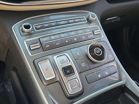 Used 2023 Hyundai Santa Fe SEL image 22