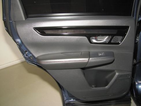 Used 2025 Honda CR-V Sport Touring image 13