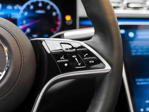 Used 2024 Mercedes-Benz S 580 4MATIC Sedan w/ Warmth & Comfort Package image 29