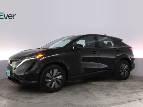 Used 2024 Nissan Ariya AWD image 18