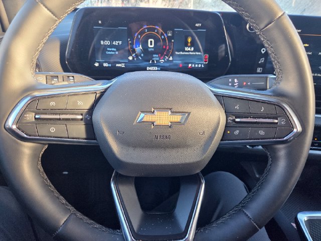 Used 2026 Chevrolet Equinox LT AWD/4WD image 17