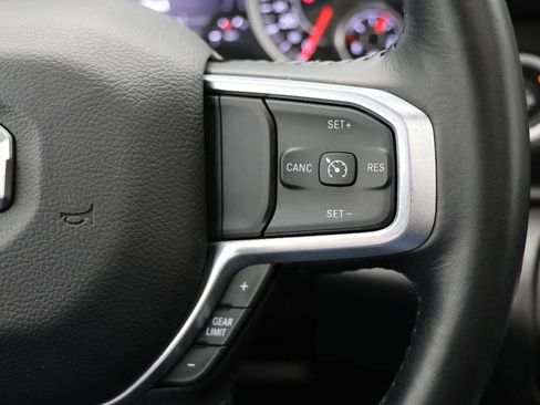 Used 2024 RAM 1500 Laramie image 26