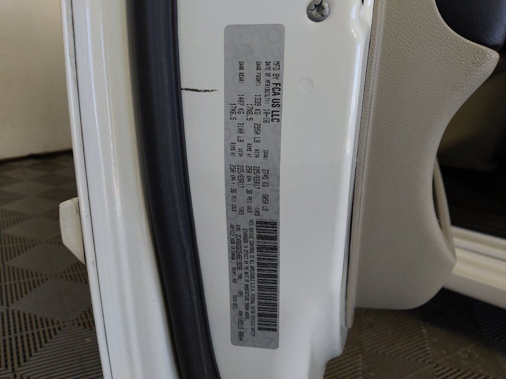 Used 2017 Dodge Grand Caravan SE FWD image 33