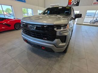 Used 2025 Chevrolet Silverado 1500 LT Trail Boss w/ LPO, Dark Essentials Package AWD/4WD video 2
