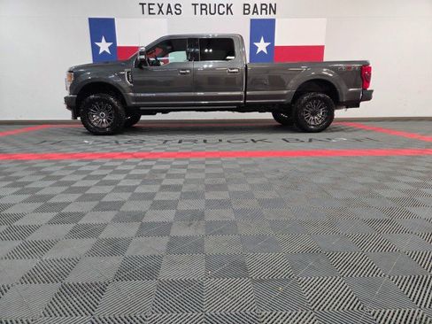 Used 2020 Ford F350 Platinum image 1