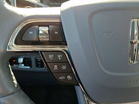 Certified 2024 Lincoln Navigator Black Label image 23