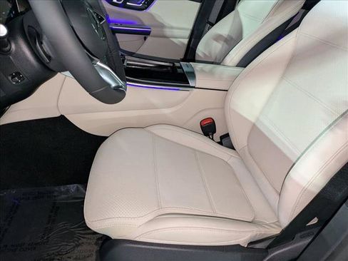 New 2026 Mercedes-Benz GLC 300 image 4