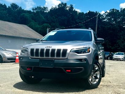 Used 2019 Jeep Cherokee Trailhawk