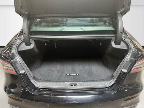 Used 2023 Nissan Maxima SR w/ Sport Mat Group FWD image 27