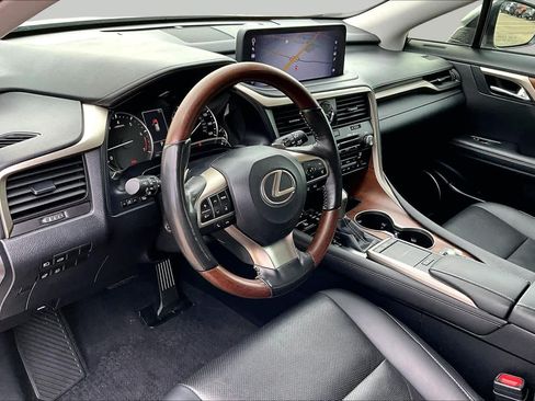 Used 2022 Lexus RX 350L FWD w/ Premium Package image 17