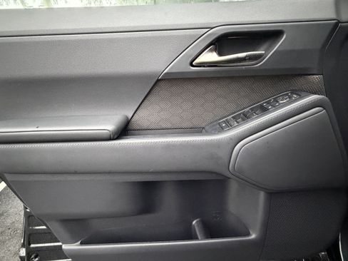 Used 2024 Lexus GX 550 w/ Cold Area Package AWD/4WD image 13