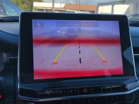 Used 2022 Jeep Compass Limited image 14