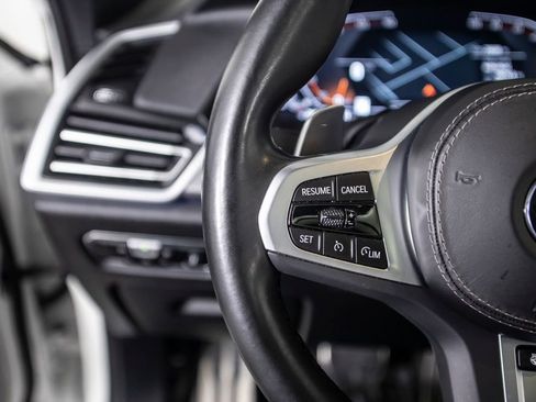 Used 2023 BMW X6 xDrive40i w/ Executive Package image 40