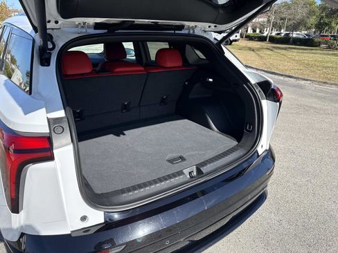 Used 2024 Chevrolet Blazer EV RS image 12