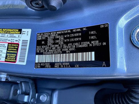 Used 2020 Toyota Highlander LE FWD image 34
