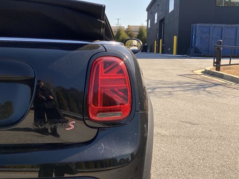 Used 2024 MINI Cooper S image 39