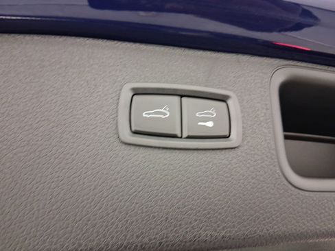 New 2026 Porsche Macan image 34