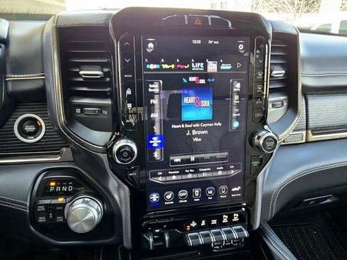 Used 2020 RAM 1500 Limited w/ Body Color Bumper Group image 35