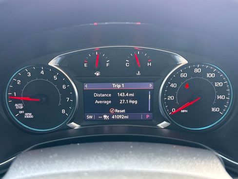 Used 2023 Chevrolet Equinox RS w/ RS Leather Package image 19