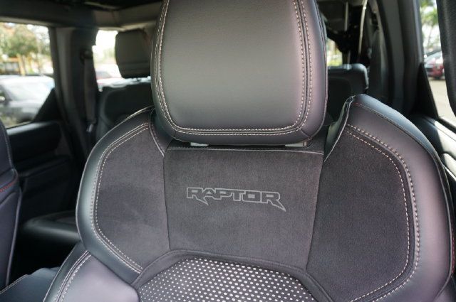 Used 2025 Ford Bronco Raptor AWD/4WD image 39