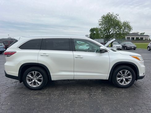 Used 2014 Toyota Highlander XLE AWD/4WD image 8