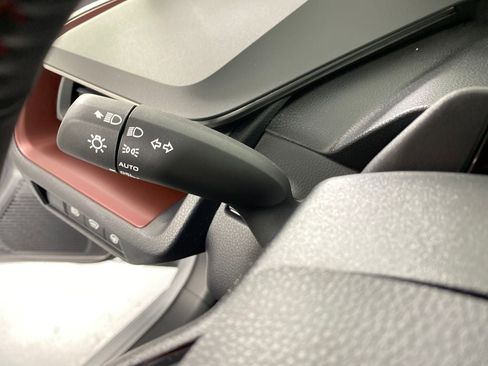 New 2026 Toyota Prius XSE Premium image 18