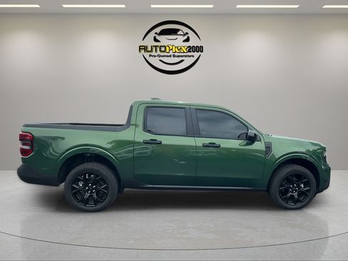 Used 2025 Ford Maverick XLT w/ Black Appearance Package AWD/4WD image 8