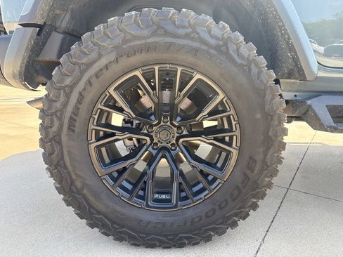 Used 2024 Jeep Wrangler Unlimited Rubicon 392 AWD/4WD image 9