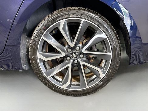 Used 2020 Toyota Corolla SE image 36