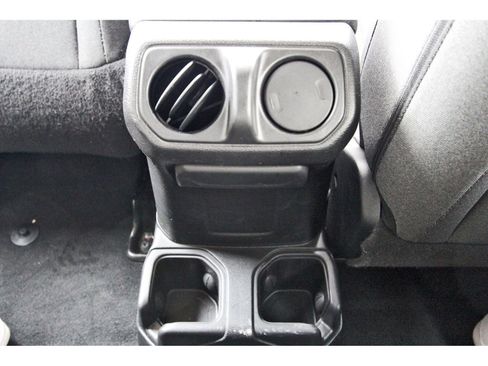 Used 2024 Jeep Wrangler Sport S AWD/4WD image 15