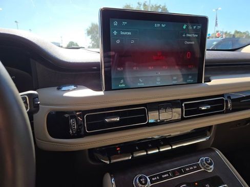 Used 2023 Lincoln Aviator Reserve w/ Equipment Group 201A AWD/4WD image 18