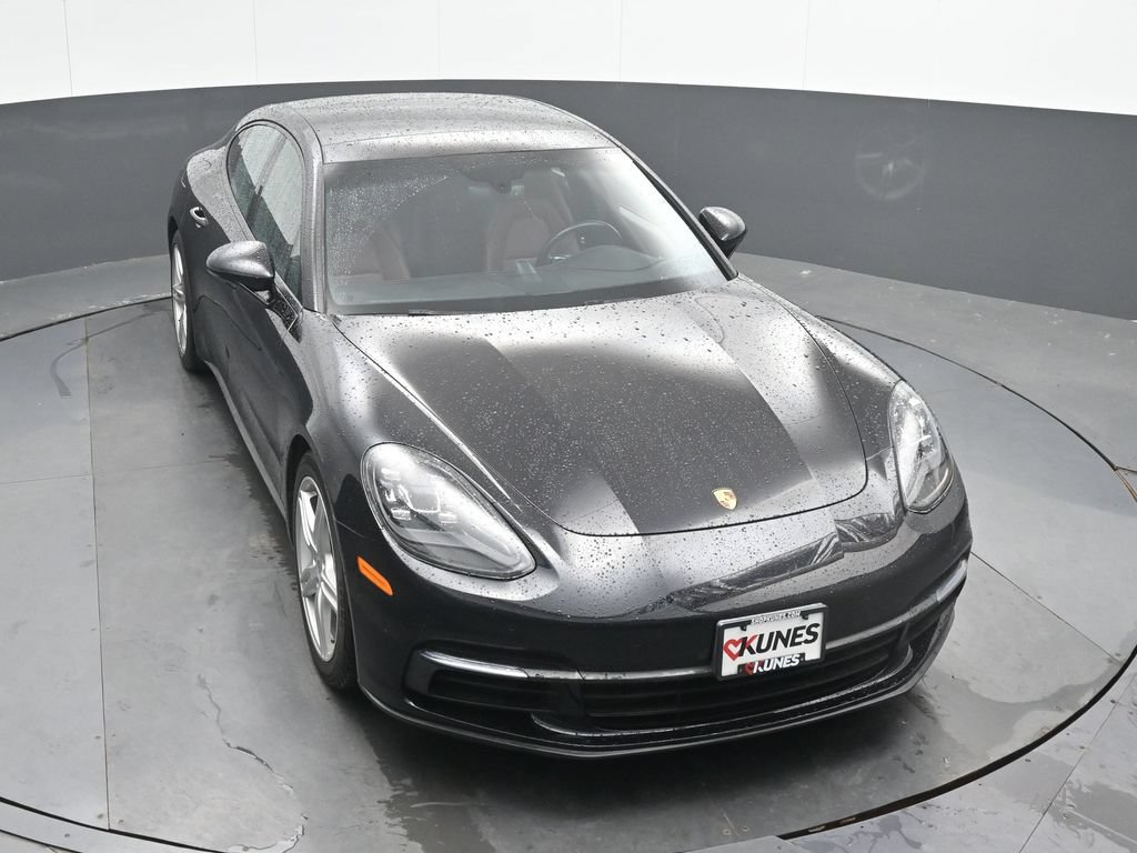 Used 2019 Porsche Panamera image 38