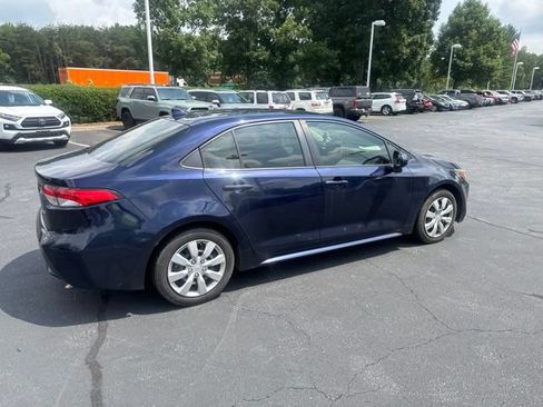 Used 2021 Toyota Corolla LE FWD image 8